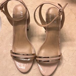 Apt 9 Vetmetallic Metallic Tricolor Block Heel